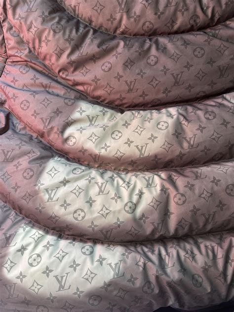 2054 louis vuitton